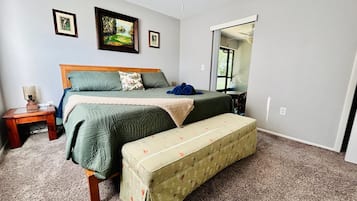 2 間睡房、熨斗/熨衫板、Wi-Fi、床單