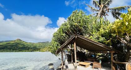 Blue Coral House, Luxury waterfront, Huahine