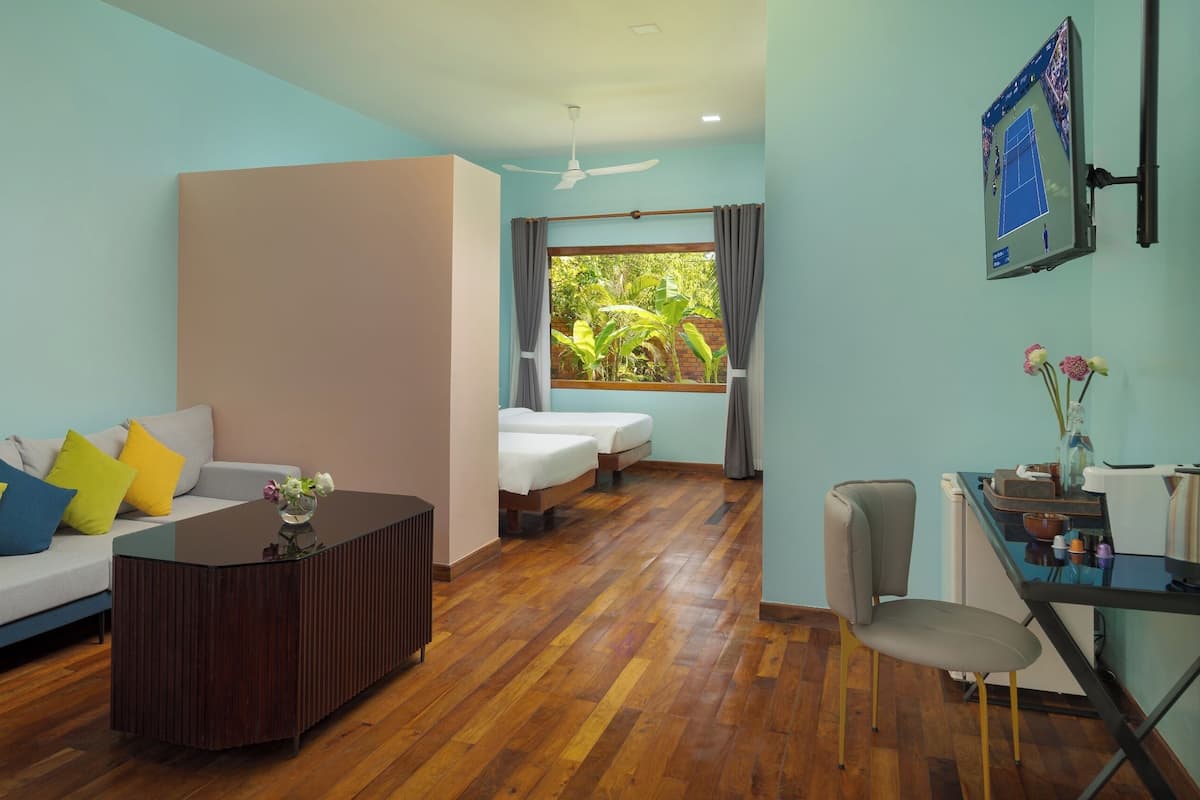 1 bedroom, premium bedding, minibar, in-room safe