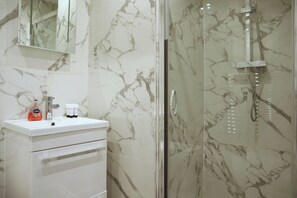 Haartrockner, Handtücher