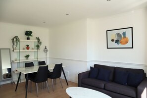 Interior - BnBNook - Stylish 1BR in Historic Central Fitzroy (Greater London)