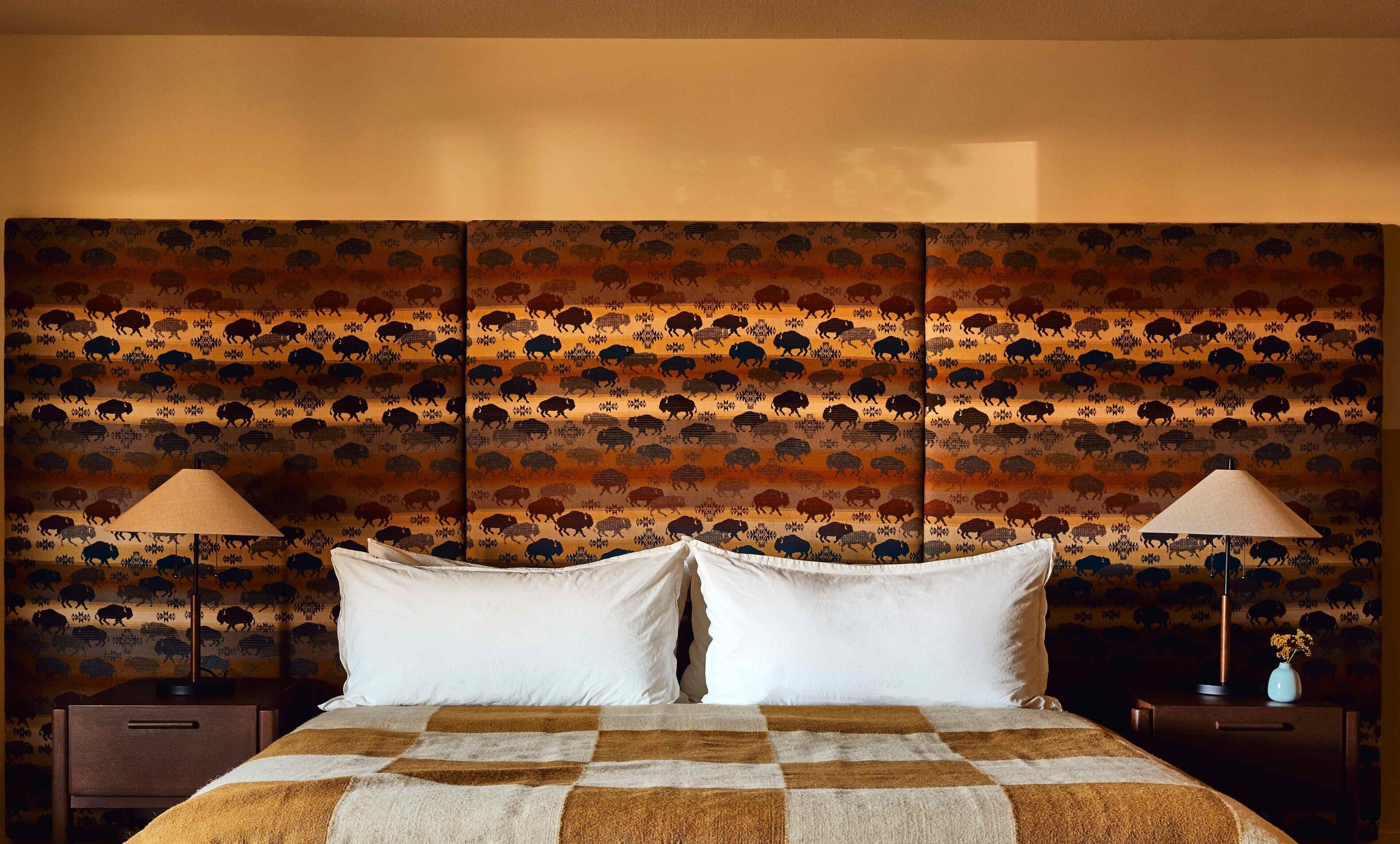 Eenpersoonskamer | Een kluis op de kamer, individueel gedecoreerd, individueel gemeubileerd