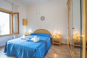 2 quartos, Wi-Fi de cortesia, roupa de cama