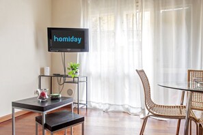 Dining - Homiday - Middle Bridge- Sweet Home with A/C (Pisa)