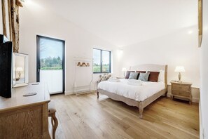 1 soverom, strykejern/-brett, wi-fi og sengetøy