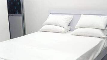 In-room safe, iron/ironing board, free WiFi, bed sheets