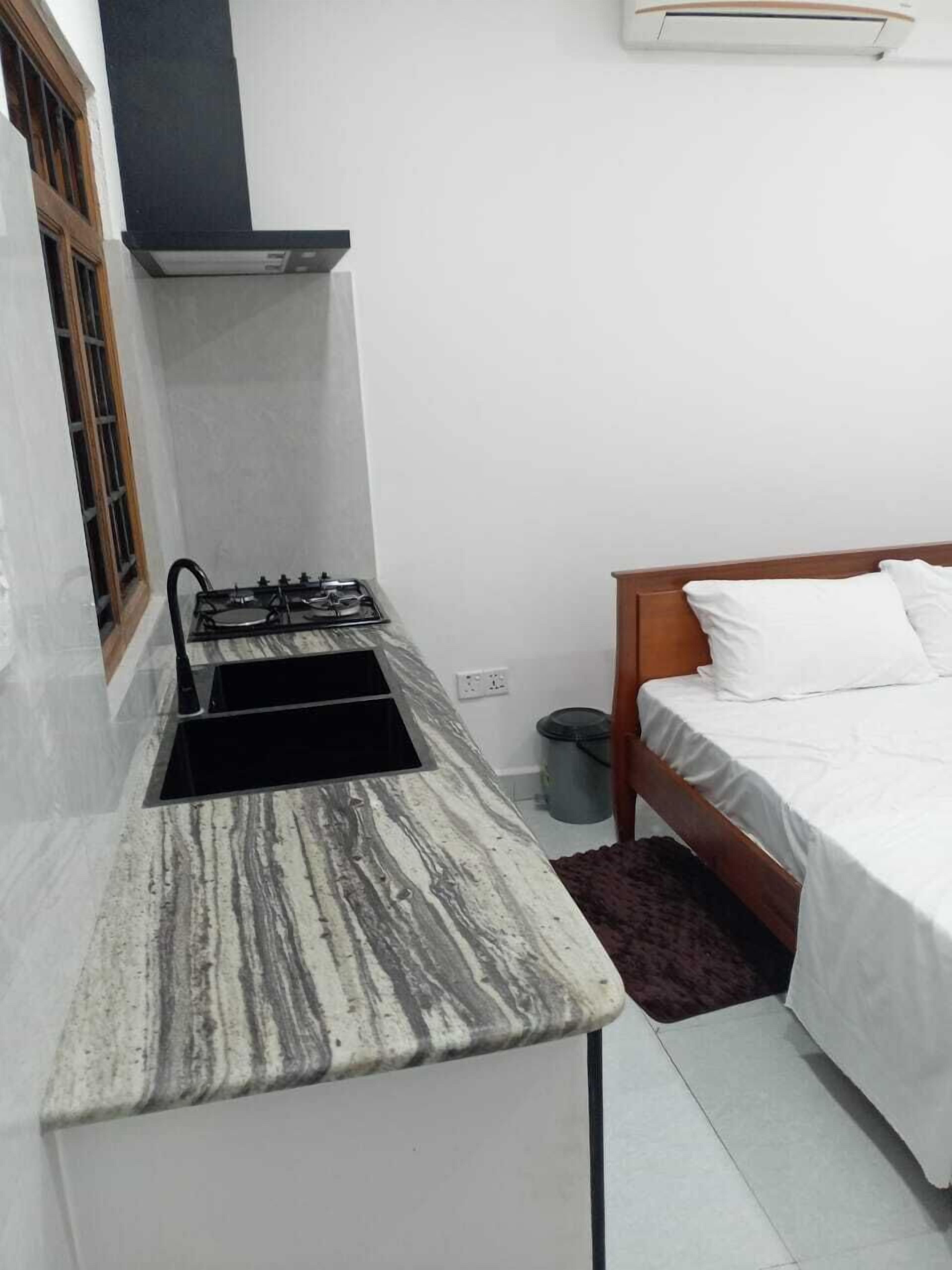 Comfort Double Room, Garden View | Private kitchenette