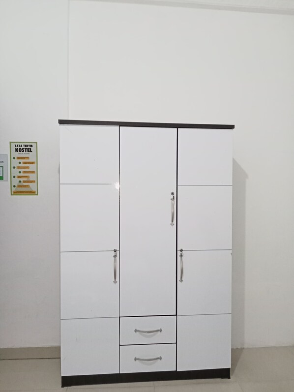 Deluxe driepersoonskamer, 1 slaapkamer | Gratis wifi