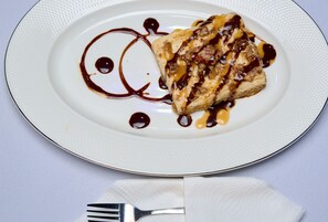 Restaurant - CROWN HOTEL TOBAGO (Crown Point)