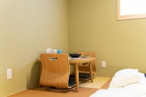 Standard Double Room, Non Smoking | Living area | Flat-screen TV - HANASTAY NASHI (Osaka)