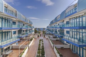 Exterior - RentitSpain Castell Beach, Views, and Parking (Castell de Ferro)