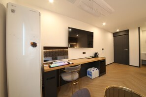 Deluxe Twin Room, Partial Ocean View