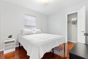 3 Schlafzimmer, Bügeleisen/Bügelbrett, WLAN, Bettwäsche