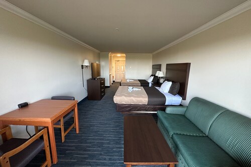 Coratel Inn Ocean Shores Extended Stay