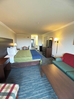 Honeymoon Studio, 1 King Bed, Non Smoking, Ocean View | 1 bedroom, desk, laptop workspace, iron/ironing board