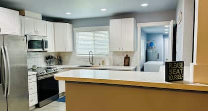 Cozy 3-bedroom house in Lakewood