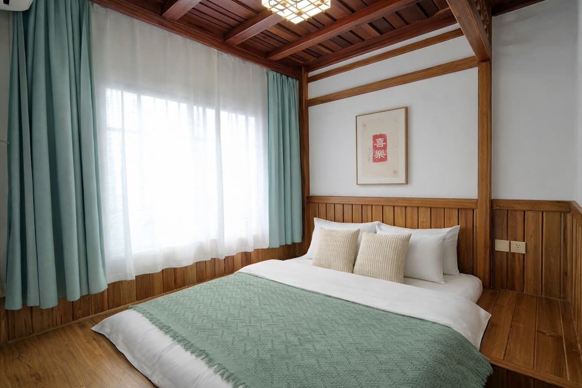 Basic Double Room | Individually decorated, blackout curtains, free WiFi