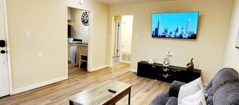 Bright Modern 2BR Near Santana Row