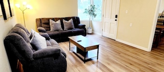 Stylish 2BR Retreat by Santana Row-Silicon Valley