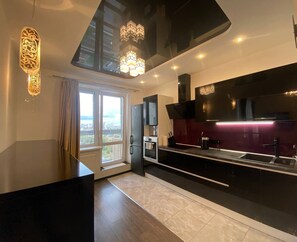 Basic Apartment, Balcony, City View | Private kitchen - HomeApatr Dzerzhinsky Ave (Minsk)