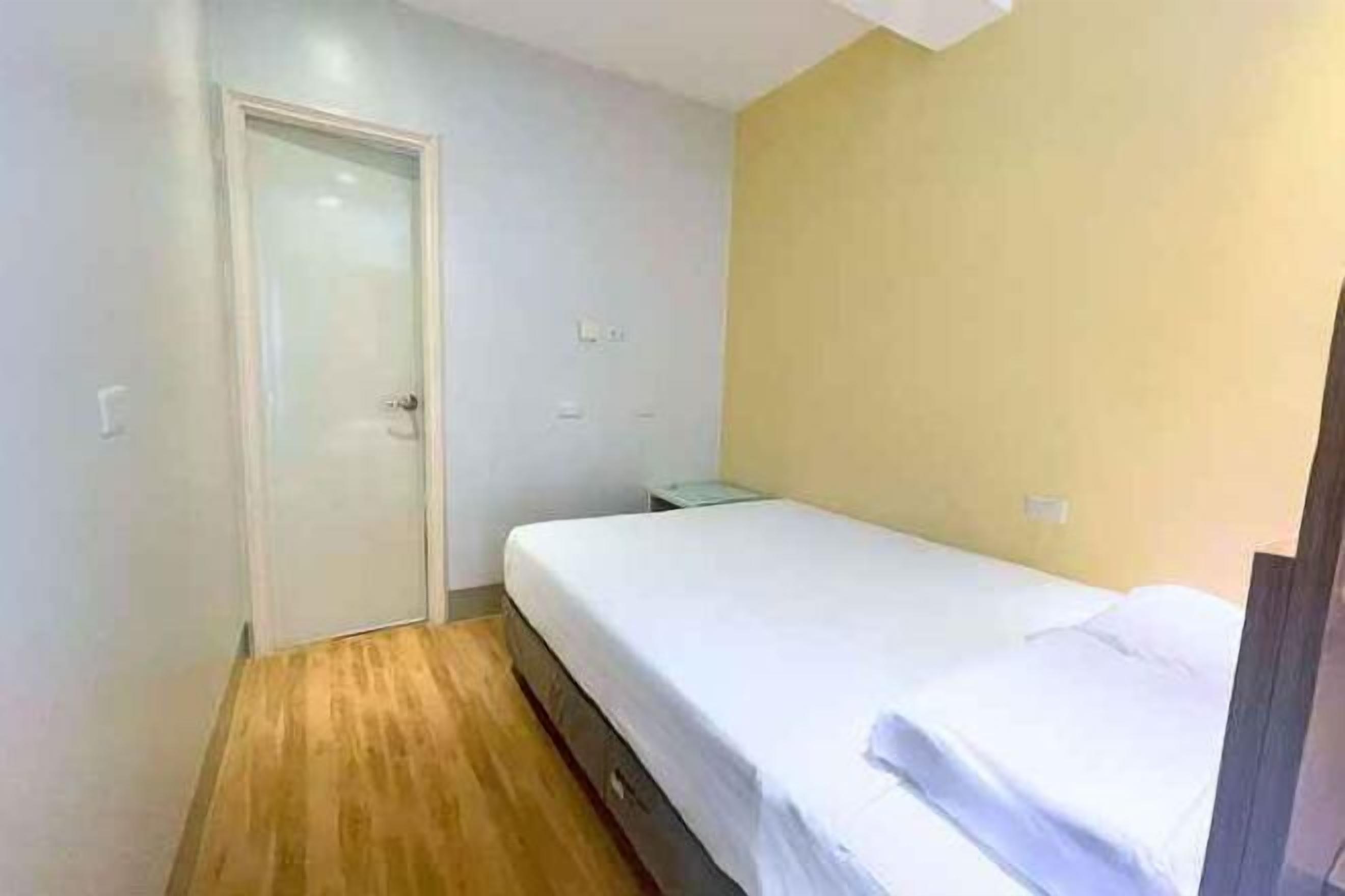 โต๊ะทำงาน, Wi-Fi ฟรี, ผ้าปูที่นอน