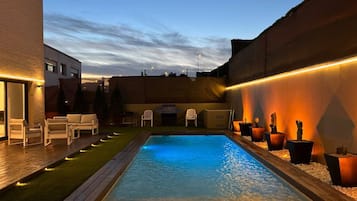 House | Pool
