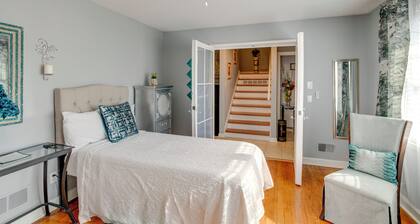 2 Mi to Downtown Columbia: Home w/ Theater Room!