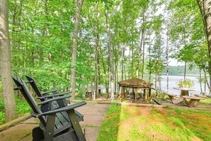 Property grounds - Lakefront Home w/ Private Beach in Rhinelander! (Rhinelander)