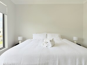 4 Schlafzimmer, Bügeleisen/Bügelbrett, Reisekinderbett, kostenloses WLAN