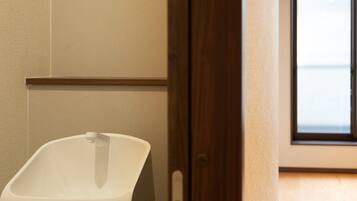 Superior Double Room, Non Smoking | Bathroom sink