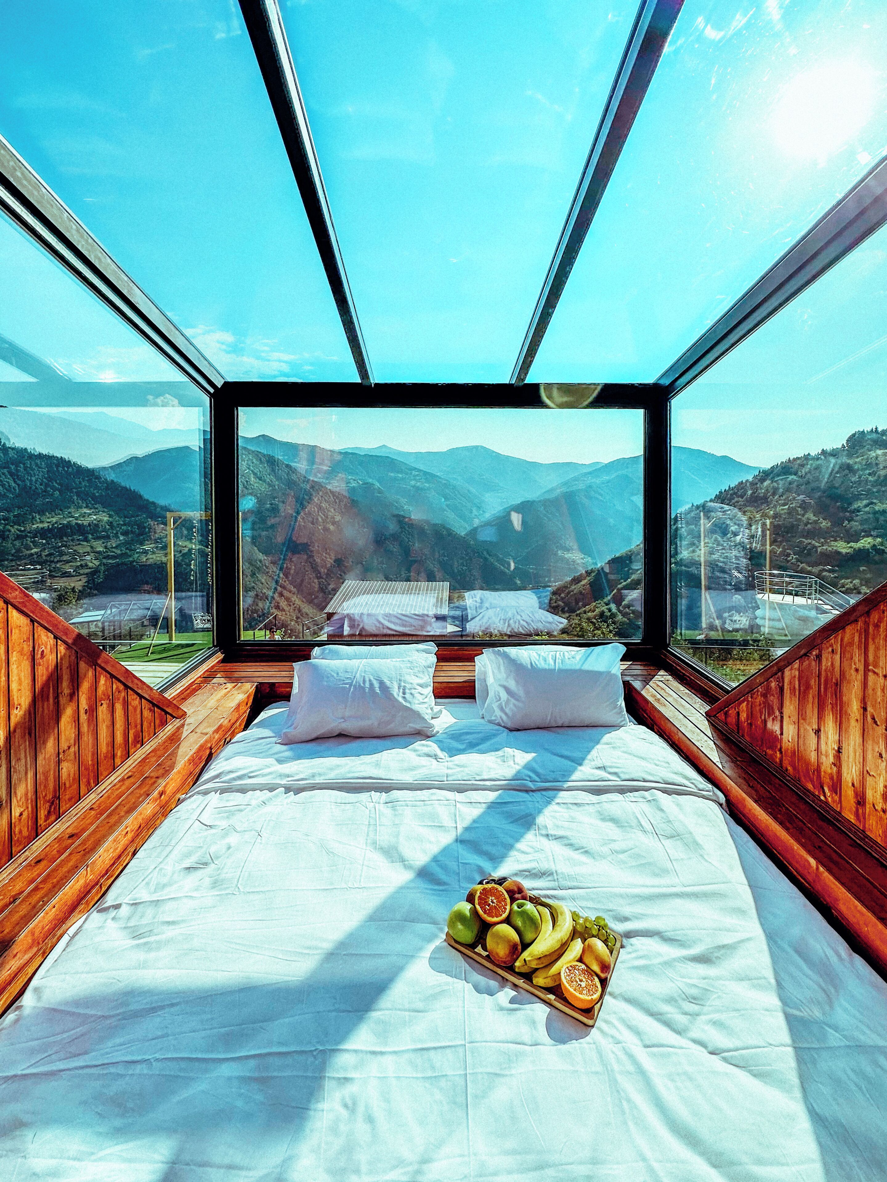 1 habitación, edredón y espacio para trabajar con laptop 