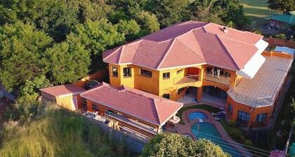 Regina Francesca Villa. Diversa