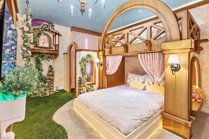 9 Schlafzimmer, Bügeleisen/Bügelbrett, Reisekinderbett, WLAN