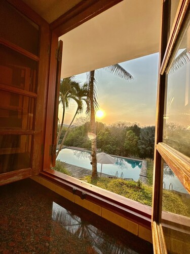 Charming 4-bedroom bed & breakfast with AC, WiFi in tranquil Chiang Rai