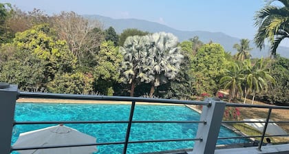 Charming 4-bedroom bed & breakfast with AC, WiFi in tranquil Chiang Rai