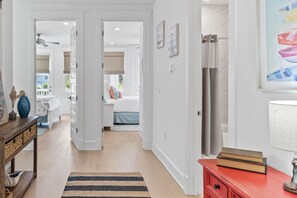 4 Schlafzimmer, Bügeleisen/Bügelbrett, Reisekinderbett, kostenloses WLAN