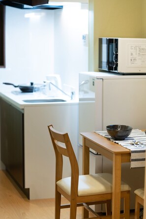 Phòng đôi Superior, không hút thuốc | Bếp riêng | Tủ lạnh, lò vi sóng, bếp nấu, ấm điện 