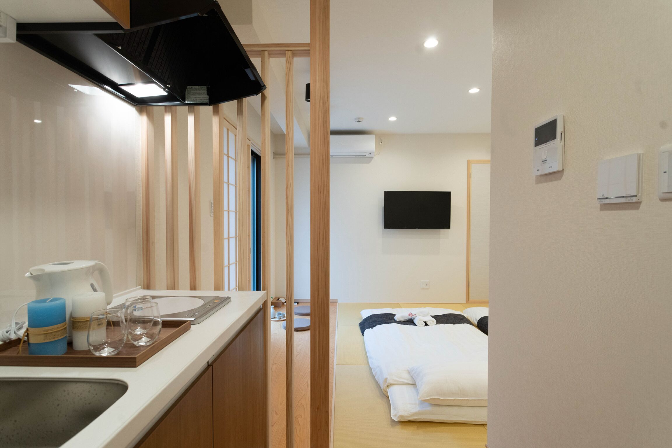 Standard Double Room, Non Smoking | Private kitchen | Fridge, microwave, stovetop, electric kettle