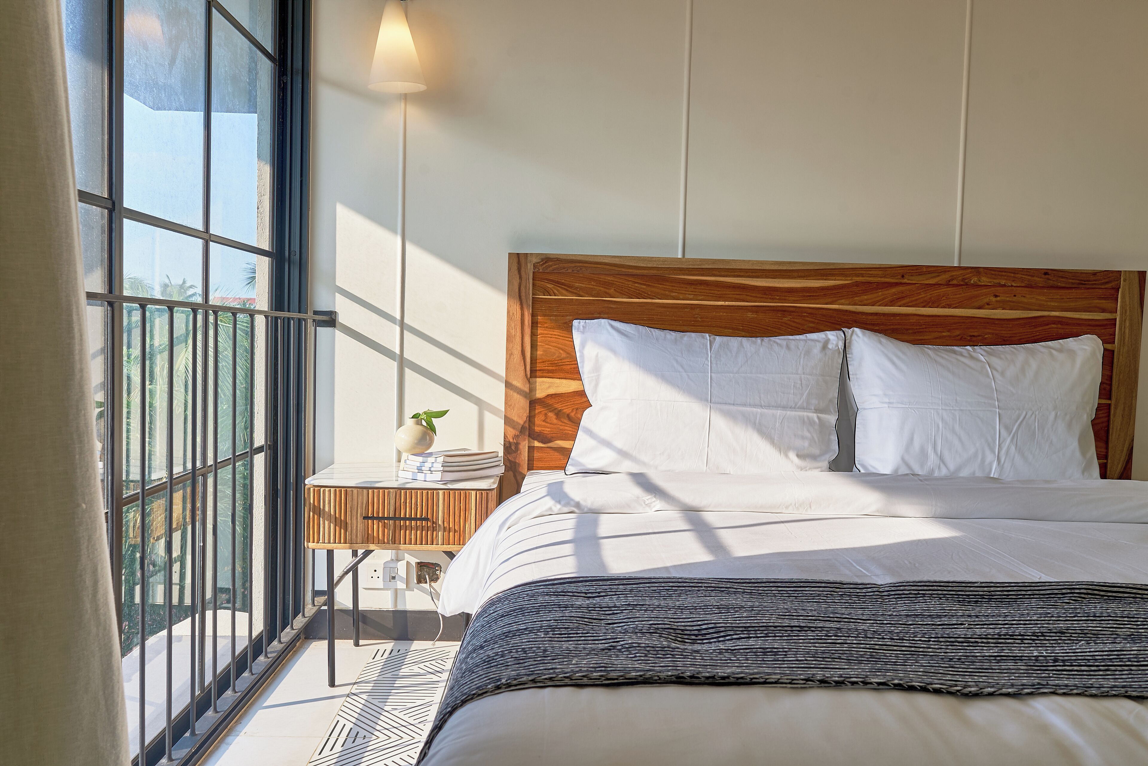 Deluxe Apartment | 1 bedroom, iron/ironing board, free WiFi