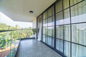 Apartamento Deluxe | Terraza o patio