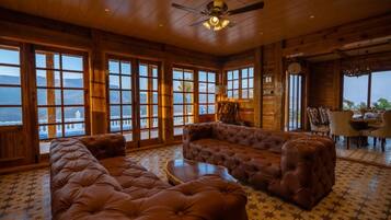 Luxury Villa | Living area