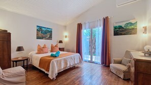 5 soverom, strykejern/-brett, wi-fi og sengetøy