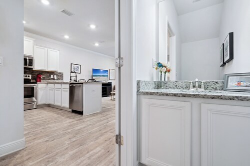 Updated Dog-Friendly Townhome | Downtown Pensacola | My Beach Getaways