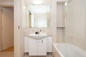 Superior Apartment, Non Smoking, Kitchen | Bathroom | Shower, rainfall showerhead, hair dryer, towels - Minimalist 2Bedroom Apartment with Balcony in the heart of Athens  (Athens)