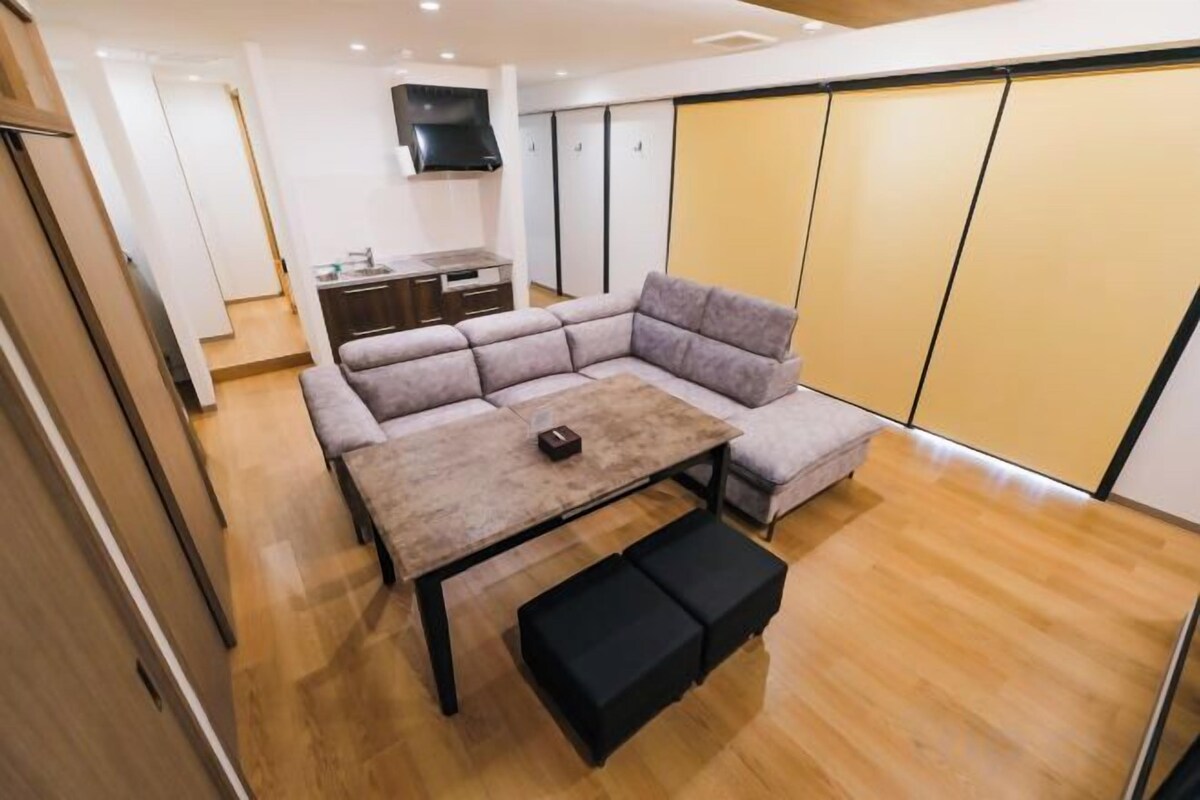 Premium 2-bed Room