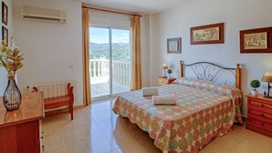 Villa, 5 Bedrooms, Terrace | 5 bedrooms - Global Bajamar - By Global Rental Holidays 10040 (Calpe)