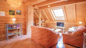 Fernseher, Tischtennisplatte