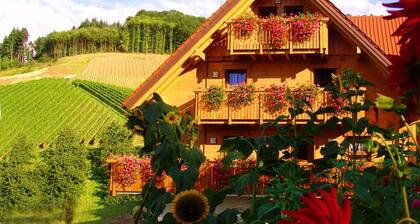 Petite maison "Toftaholm" avec terrasse privée, Wi-Fi et climatisation