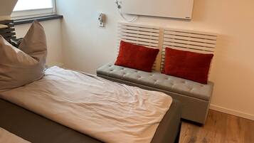2 bedrooms, free WiFi, bed sheets