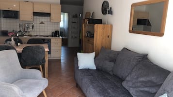 Fernseher, Stereoanlage